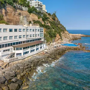 La Perla Del Capo 3*, Ospedaletti Italien